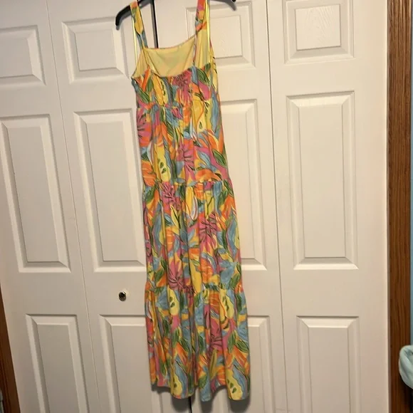 Skies Are Blue Tropical Print Maxi Dress - Picture 3 of 3